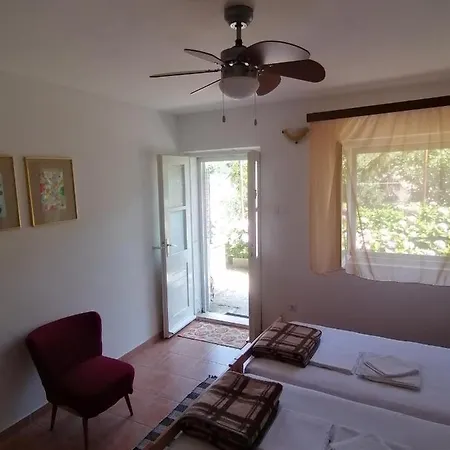 Bracanovic Guest house 3*